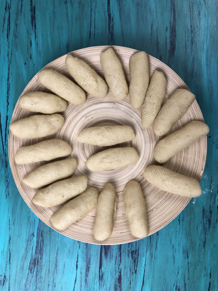 Khajur Recipe(Afghani Khajoor) shape